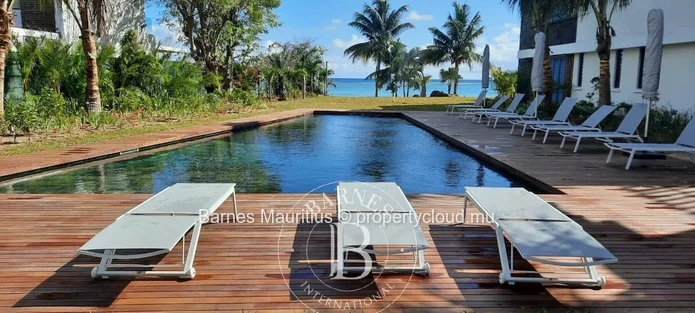 Pereybere Sea Front Apartment With 3 Bedrooms