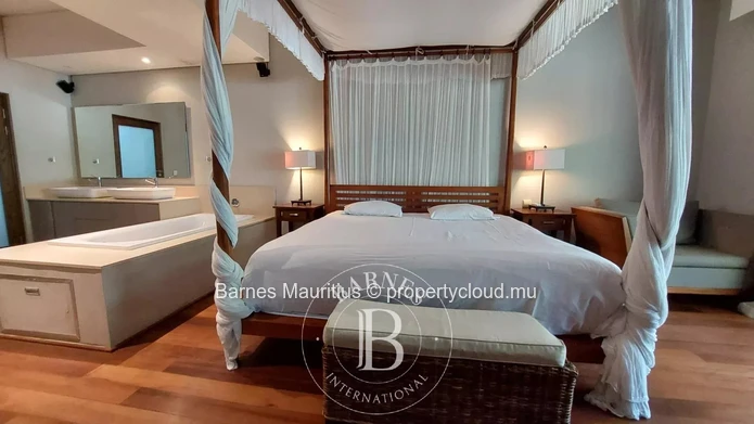 BAIN BOEUF - Superbe Appartement - 3 Chambres