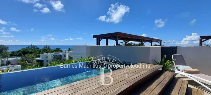 POINTE AUX CANONNIERS - High-end Apartment with Deck & Pool- 3 bedrooms