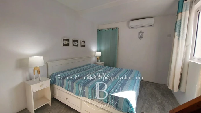 POINTE D'ESNY - Comfortable Duplex Close to Beach Access - 3 Bedrooms.
