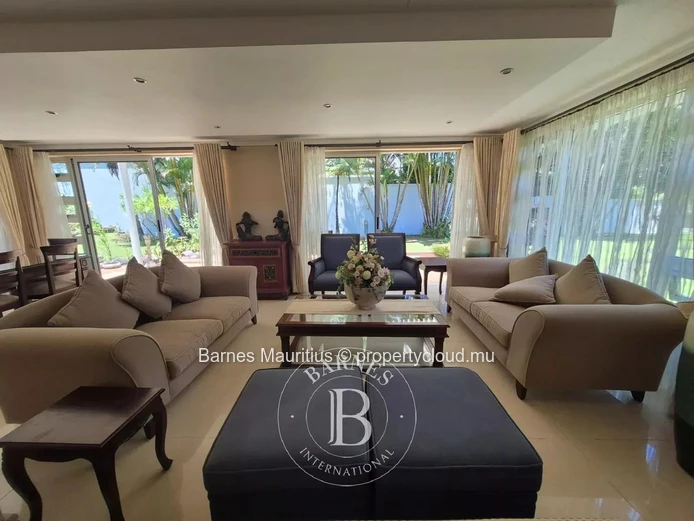 CUREPIPE - Family Home - 4 Bedrooms + Studio