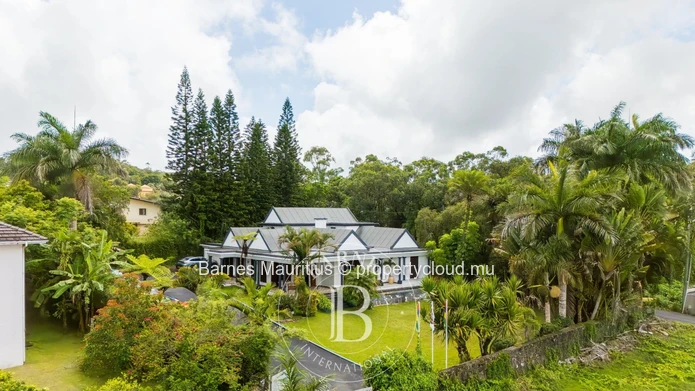 FLORÉAL - Colonial-Style House - 400m²