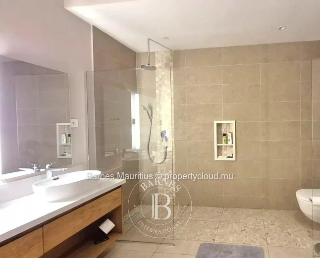 BELLE VUE - Appartement de Luxe avec Jardin - 4 Chambres ensuite