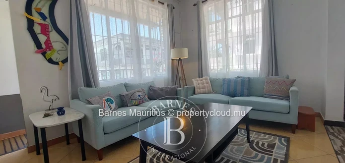 MAHEBOURG - First-Floor Apartment - 2 Bedrooms