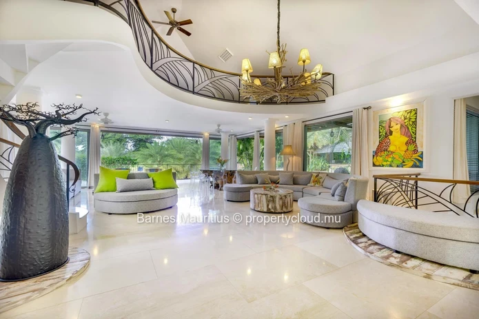 ANAHITA RESORT - Amazing & Spacious Villa on the Golf Course