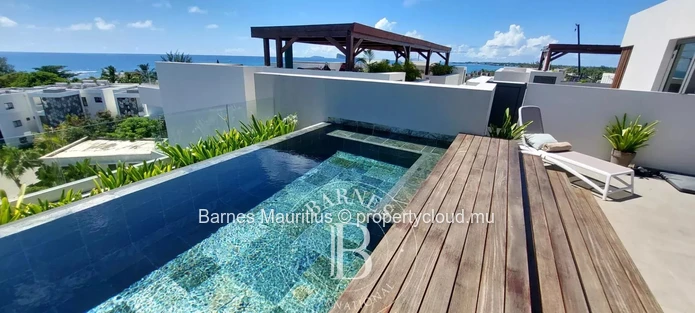 POINTE AUX CANONNIERS - High-end Apartment with Deck & Pool- 3 bedrooms