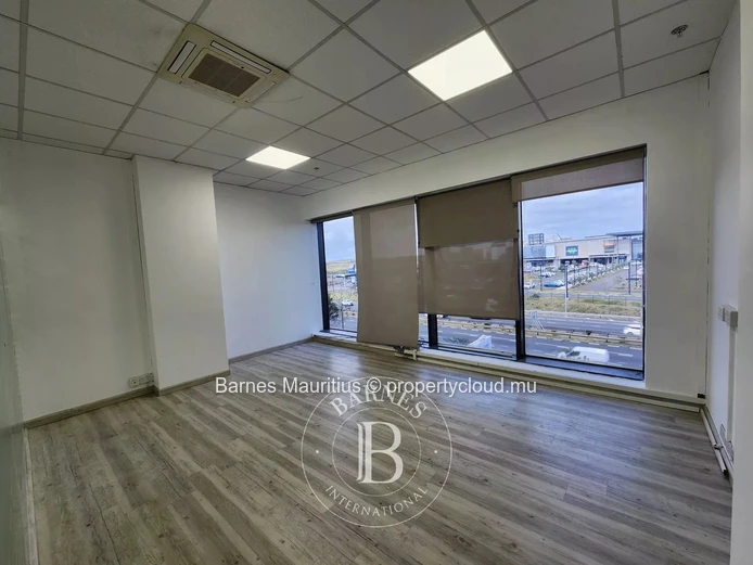EBENE  -  Spacious office for rent   -  366 sqm