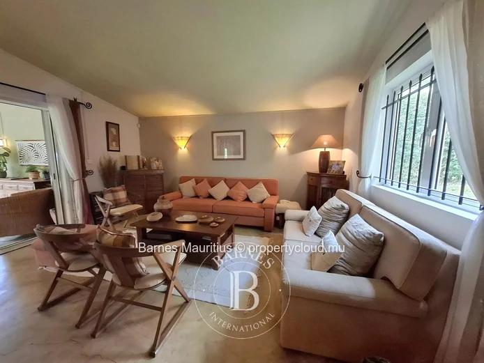 FLOREAL – Charming and Spacious Family Home - 3 Bedrooms