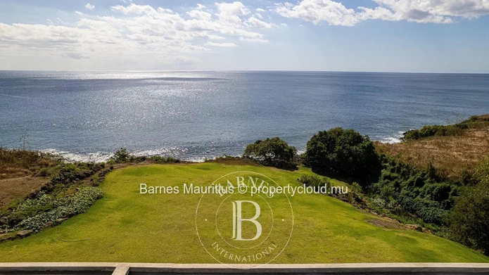 FLIC EN FLAC - Apartment Facing the Sea - 3 bedrooms