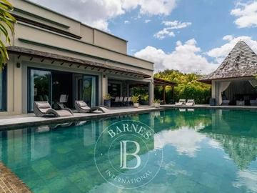 4 Bedroom Villa