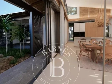 4 Bedroom Villa