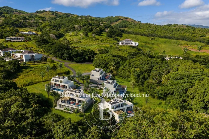 BEL OMBRE - OFF-PLAN - Villa Valriche by YOO