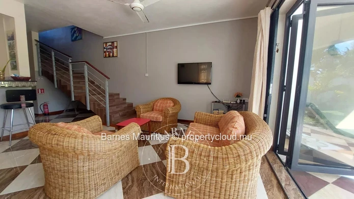 BAIN BOEUF - Semi-Detached Villas Near the Beach - 9 Bedrooms