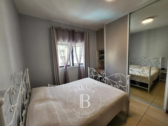 PHOENIX - Beautiful Modern Apartment for Sale - 3 Bedrooms
