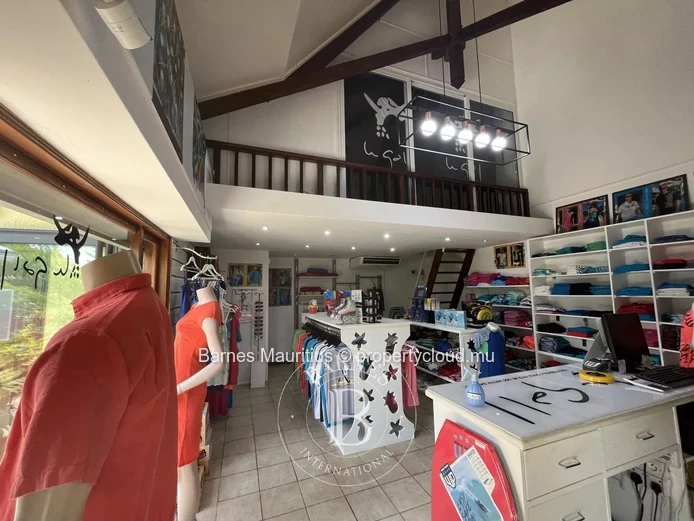 LE MORNE - Commercial space - 35 m²