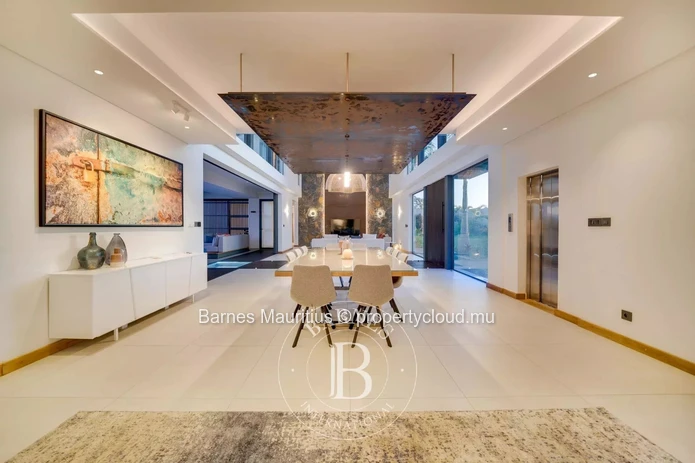 BEAU CHAMP - Exceptional villa on the golf course - 5 bedrooms