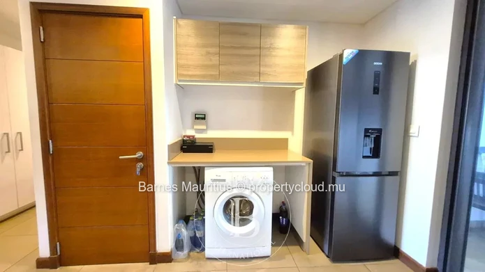 AZURI - Spacious Garden Apartment - 3 Bedrooms