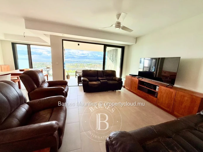 TAMARIN - Duplex with Panoramic Views Over Tamarin Bay - 3 Bedrooms