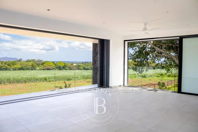 BELLE VUE – Bright apartment with expansive views – 3 bedrooms