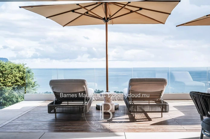 TAMARIN - Villa with Sea and Le Morne Views - 5 Bedrooms