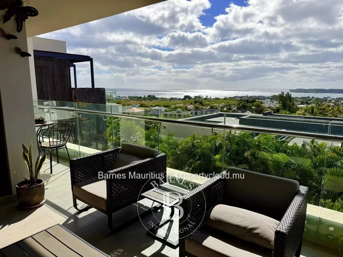 TAMARIN - Duplex with Panoramic Views Over Tamarin Bay - 3 Bedrooms