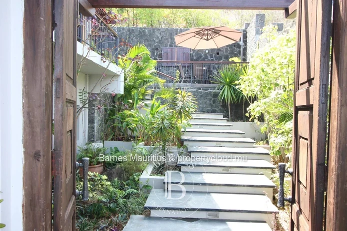 TAMARIN - Villa with view on the lagoon and Le Morne - 7 bedrooms