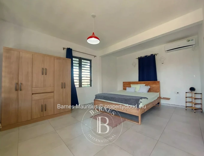BEAU VALLON – Contemporary family home with pool - 4 bedrooms
