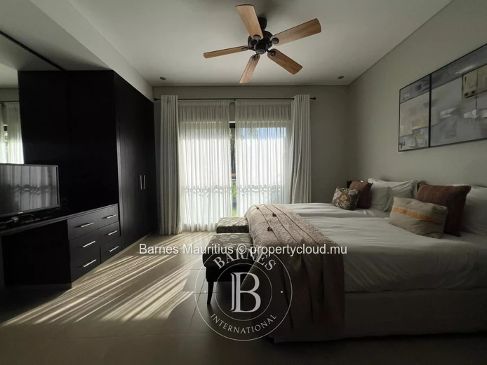 ANAHITA – Beautiful ground-floor apartment with sea view