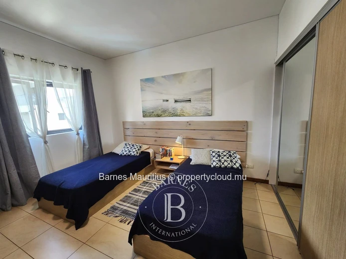 PHOENIX - Beautiful Modern Apartment for Sale - 3 Bedrooms