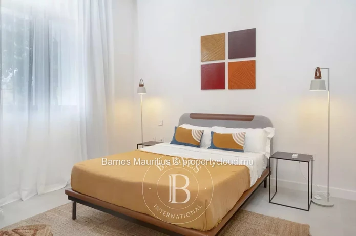 PEREYBÈRE - Brand New 3-Bedroom Beachfront Apartment