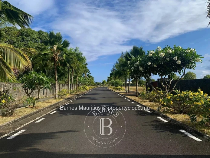 BEAU VALLON - Terrain résidentiel - 1 286 m² (30,47 perches)