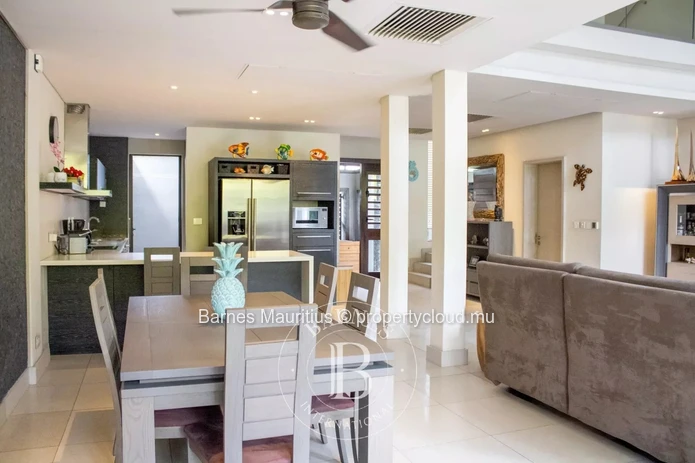 RIVIERE NOIRE - Duplex en marina avec amarrage privé - 3 chambres