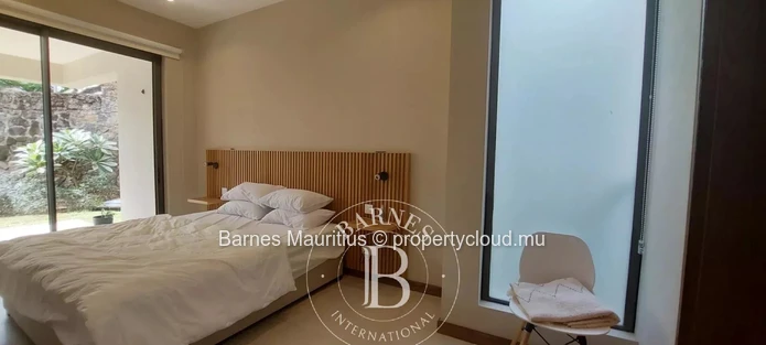 POINTE AUX CANONNIERS - Ground Floor Apartment - 3 Bedrooms