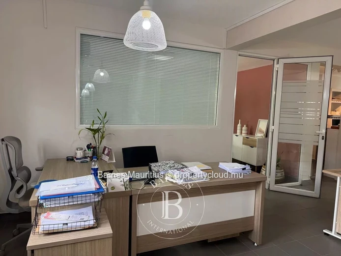 TAMARIN - Premium Furnished Office Space - 72 m²