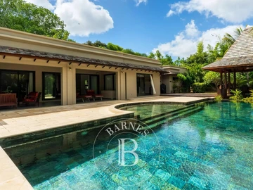4 Bedroom Villa