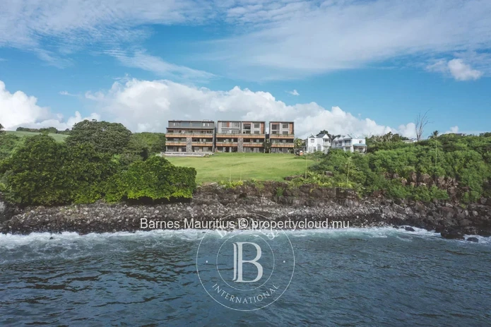 FLIC EN FLAC - Apartment Facing the Sea - 3 bedrooms