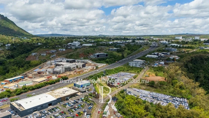 BAGATELLE - Terrain commercial à vendre - 2 531 m²