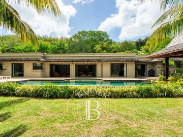 4 Bedroom Villa