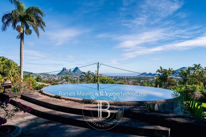 FLOREAL - Charming house with mountain views - 4 bedrooms