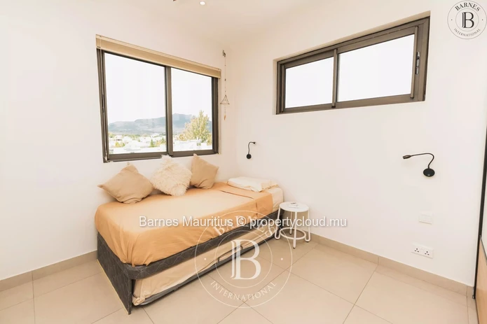 TAMARIN. Spacious Penthouse with Sea View, 3 Bedrooms