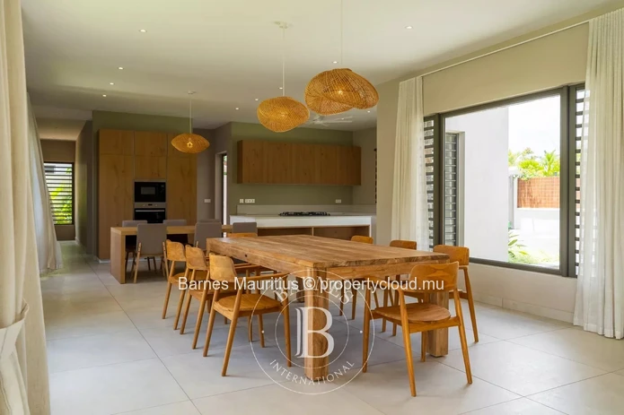 PITON - Brand New Villa with 4 Bedrooms