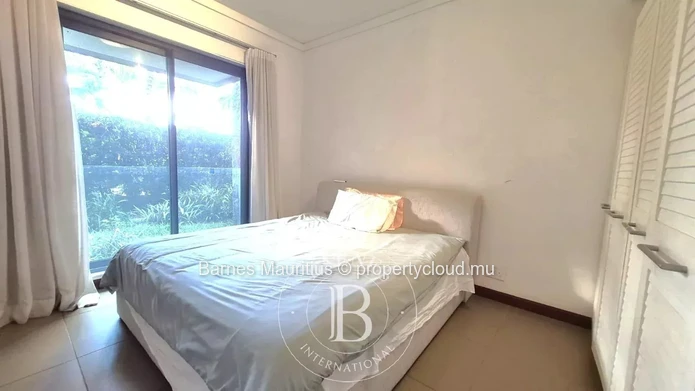 AZURI - Spacious Garden Apartment - 3 Bedrooms