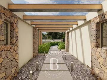 4 Bedroom Villa