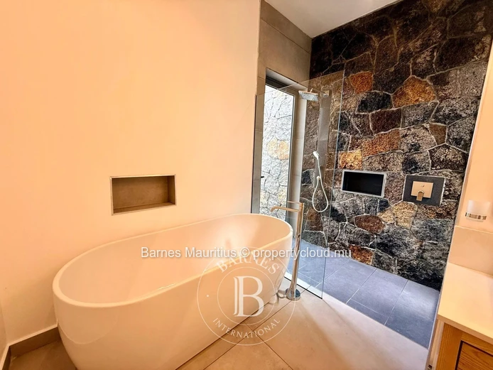 BEL OMBRE – Brand New Villa on Golf Course with Sea View – 4 Bedrooms