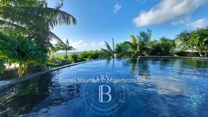 BELLE VUE HAREL – Island View Home – 4 Bedrooms