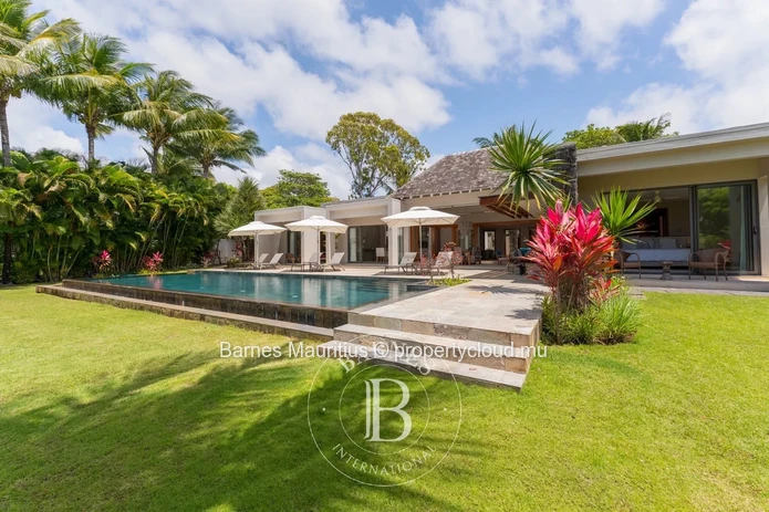 Anahita Golf Resort – 4-Bedroom Villa with Golf Course View
