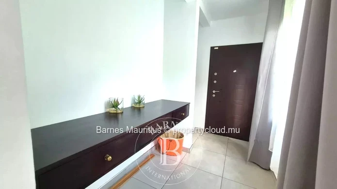 PEREYBERE - Luxury 4-Bedroom Villa with Pool