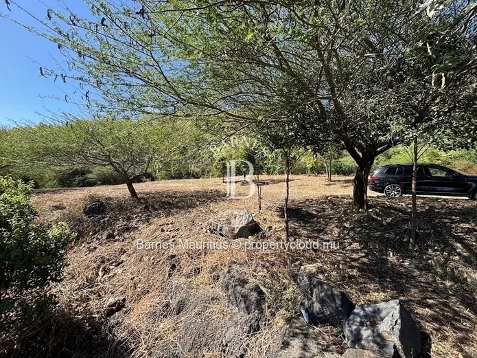 PAILLES -  Exceptional commercial land - 30,621 m²