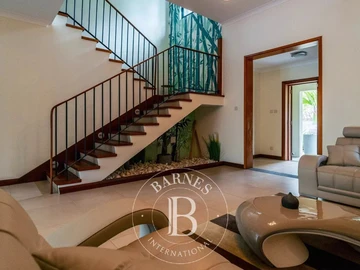 4 Bedroom Villa