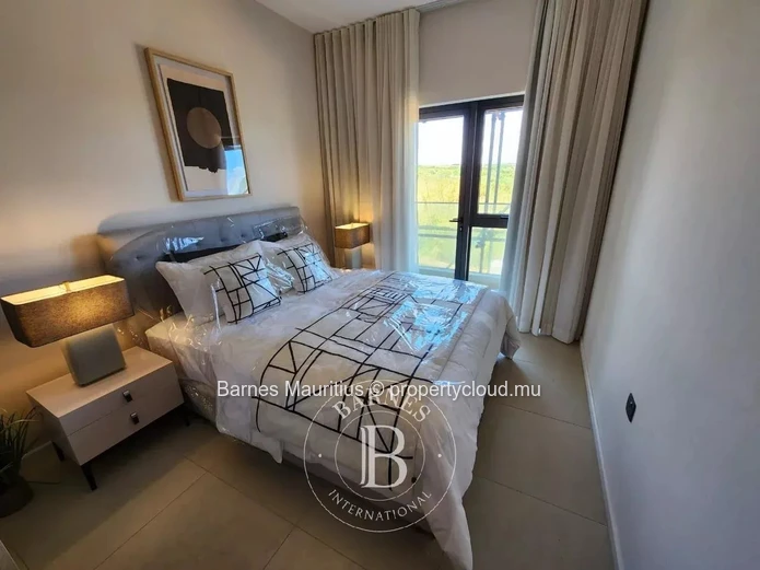 EBENE - OFF-PLAN - Charming 3-bedroom apartment with covered terrace